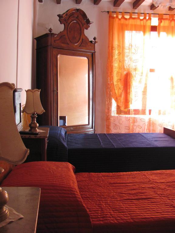 B&B San Francesco Parma Ruang foto