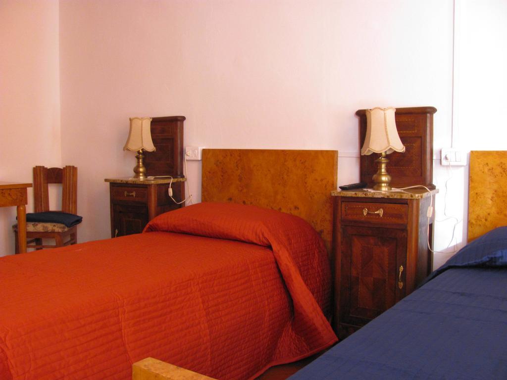 B&B San Francesco Parma Ruang foto